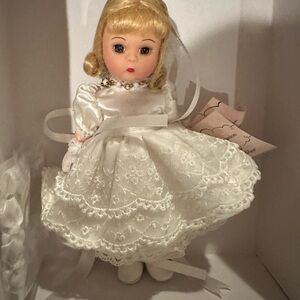 NWT Madame Alexander First Communion Doll in White Satin and Lace